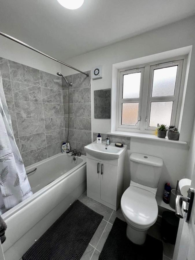 North Colchester Homestay Mile End Eksteriør billede